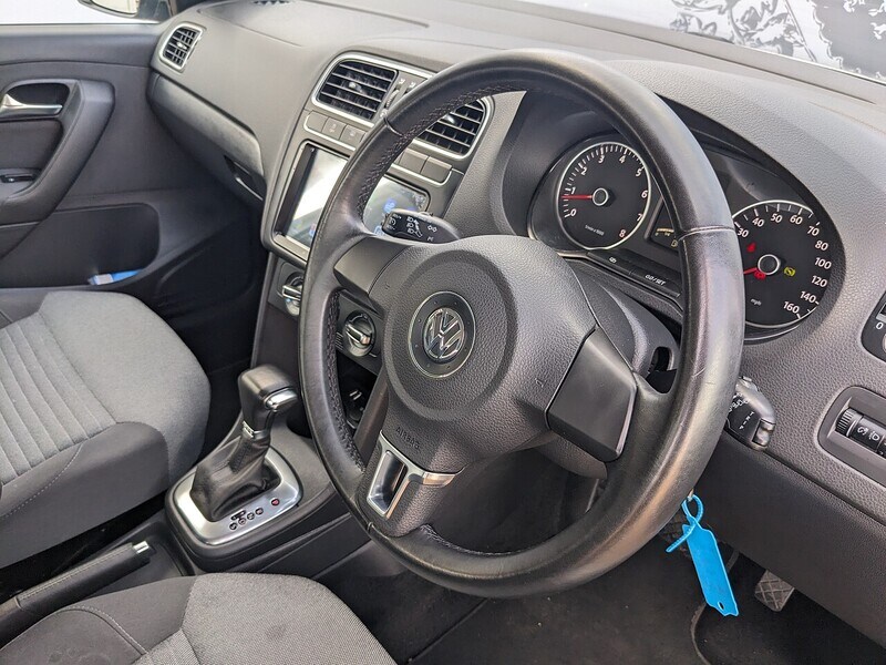 Used Volkswagen Polo 2010 for sale - 77640152: Photo 20