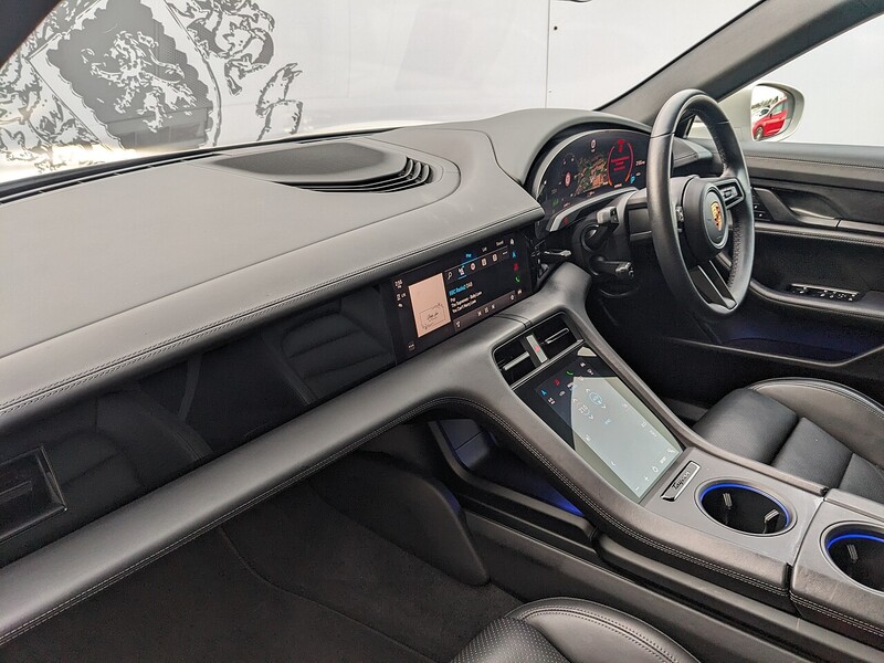 Used Porsche Taycan 2023 for sale - 76919773: Photo 14