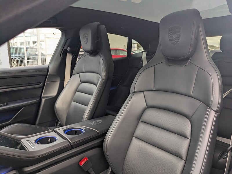 Used Porsche Taycan 2023 for sale - 76919773: Photo 15