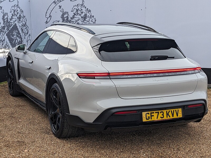 Used Porsche Taycan 2023 for sale - 76919773: Photo 7