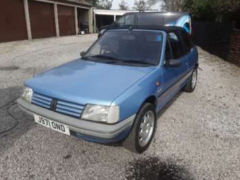 Used Peugeot 205 1992 for sale - 74537470: Photo