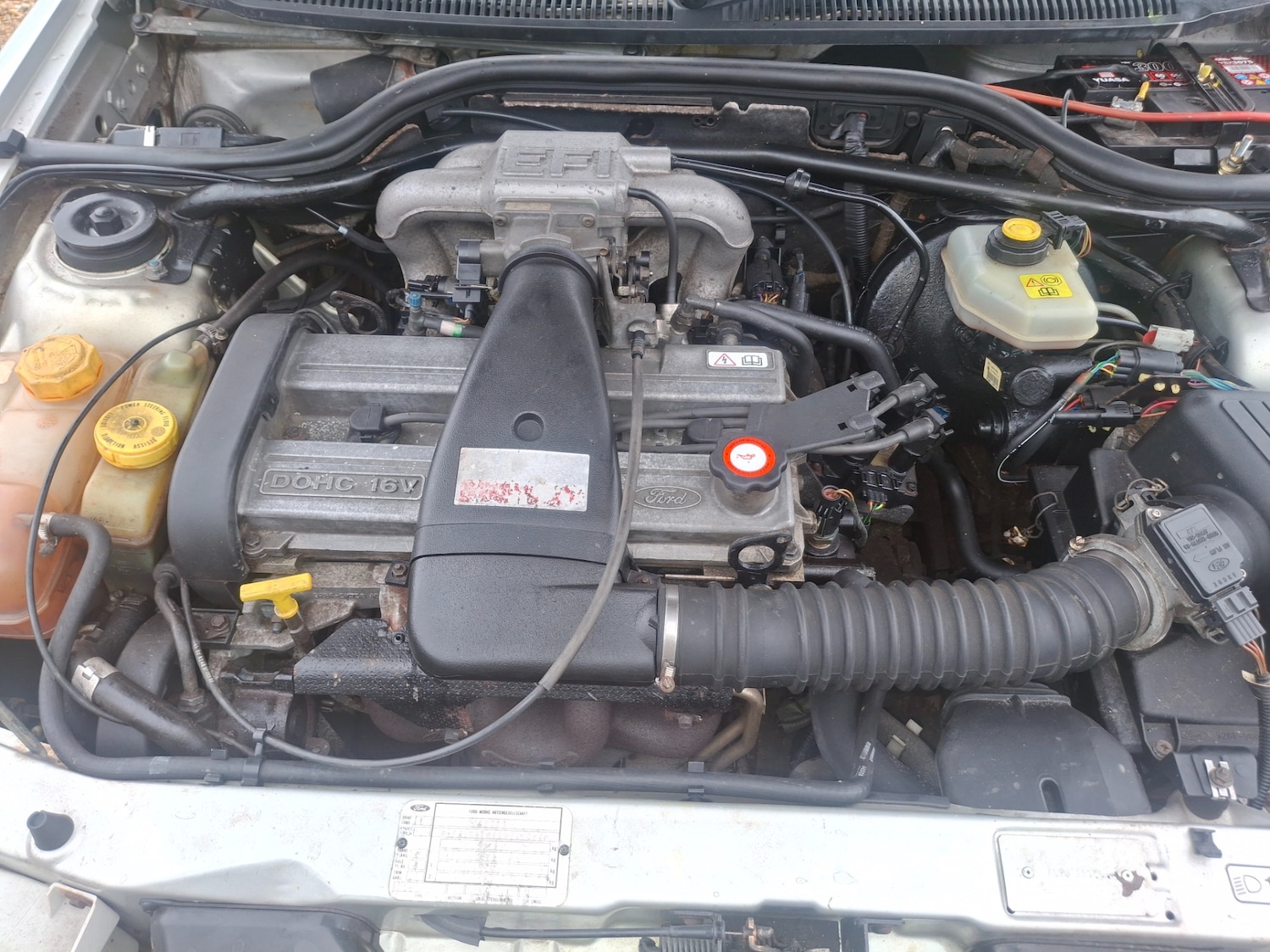 Used Ford Escort 1993 for sale - 78191063: Photo 2