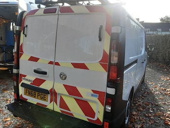Used Vauxhall Vivaro 2018 for sale - 76422431: Photo
