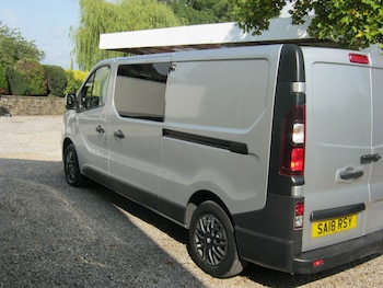 Used Vauxhall Vivaro 2018 for sale - 79330839: Photo