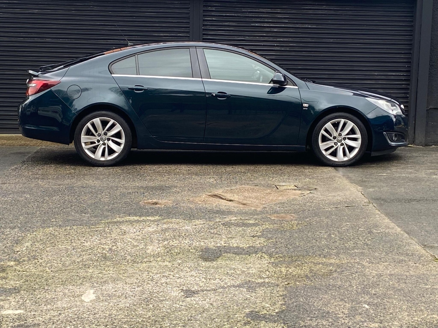Used Vauxhall Insignia for sale - 77864802: Photo 3