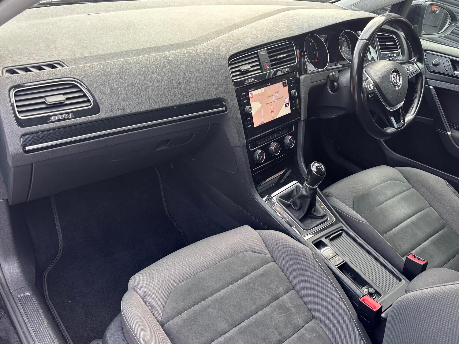 Used Volkswagen Golf for sale - 77864777: Photo 21