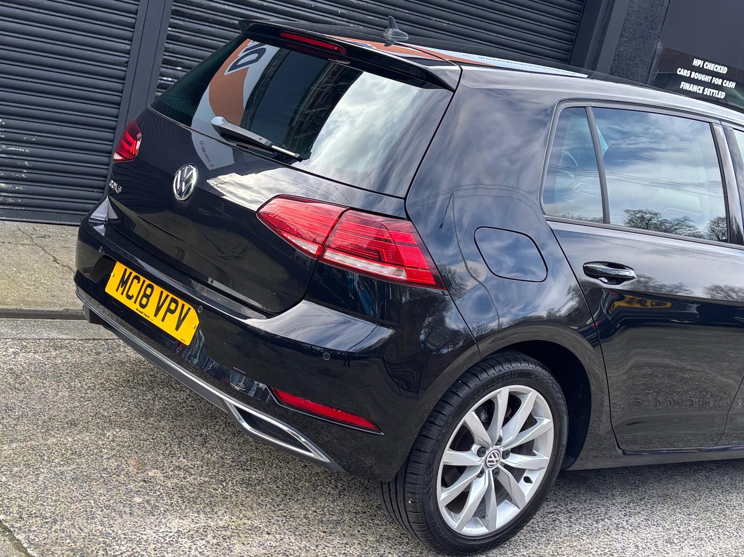 Used Volkswagen Golf for sale - 77864777: Photo 32