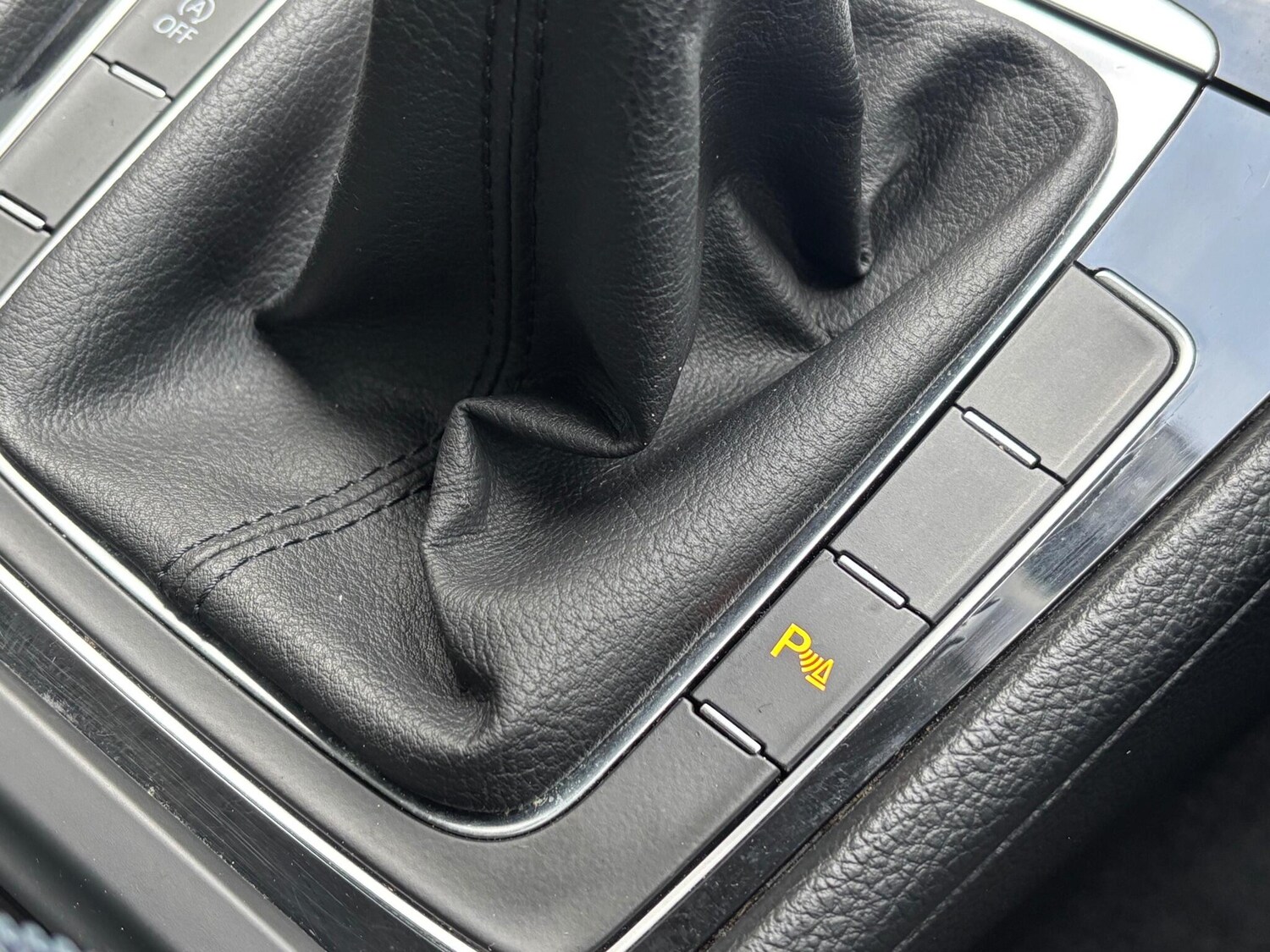 Used Volkswagen Golf for sale - 77864777: Photo 41