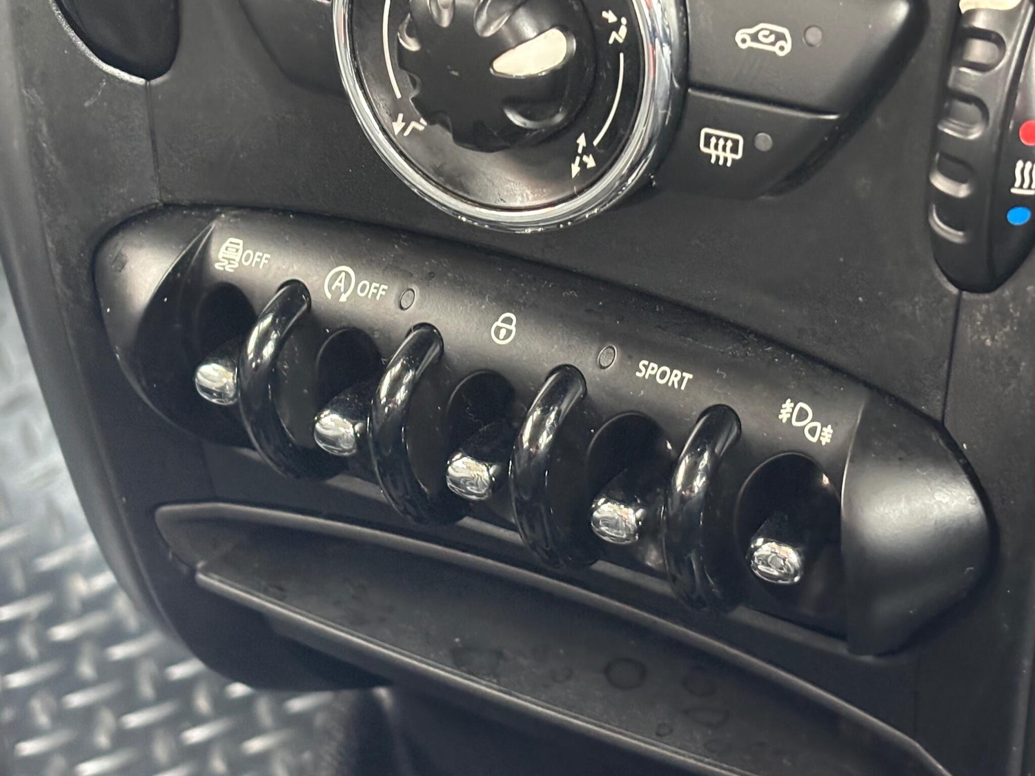 Used MINI Countryman 2015 for sale - 78171372: Photo 37