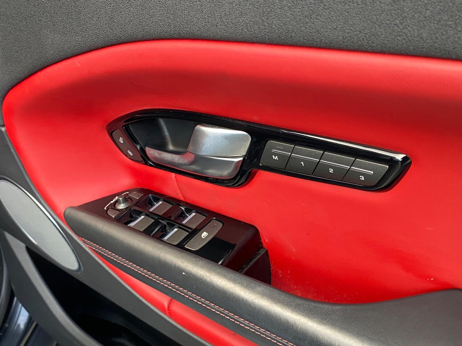 Used Land Rover Range Rover Evoque for sale - 77864783: Photo 37