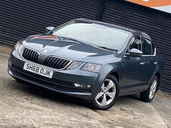 Used Skoda Octavia 2018 for sale - 77864810: Photo