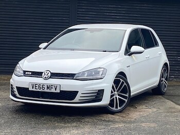 Used Volkswagen Golf 2017 for sale - 78573684: Photo