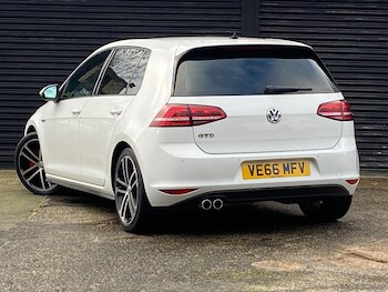 Used Volkswagen Golf 2017 for sale - 78573684: Photo