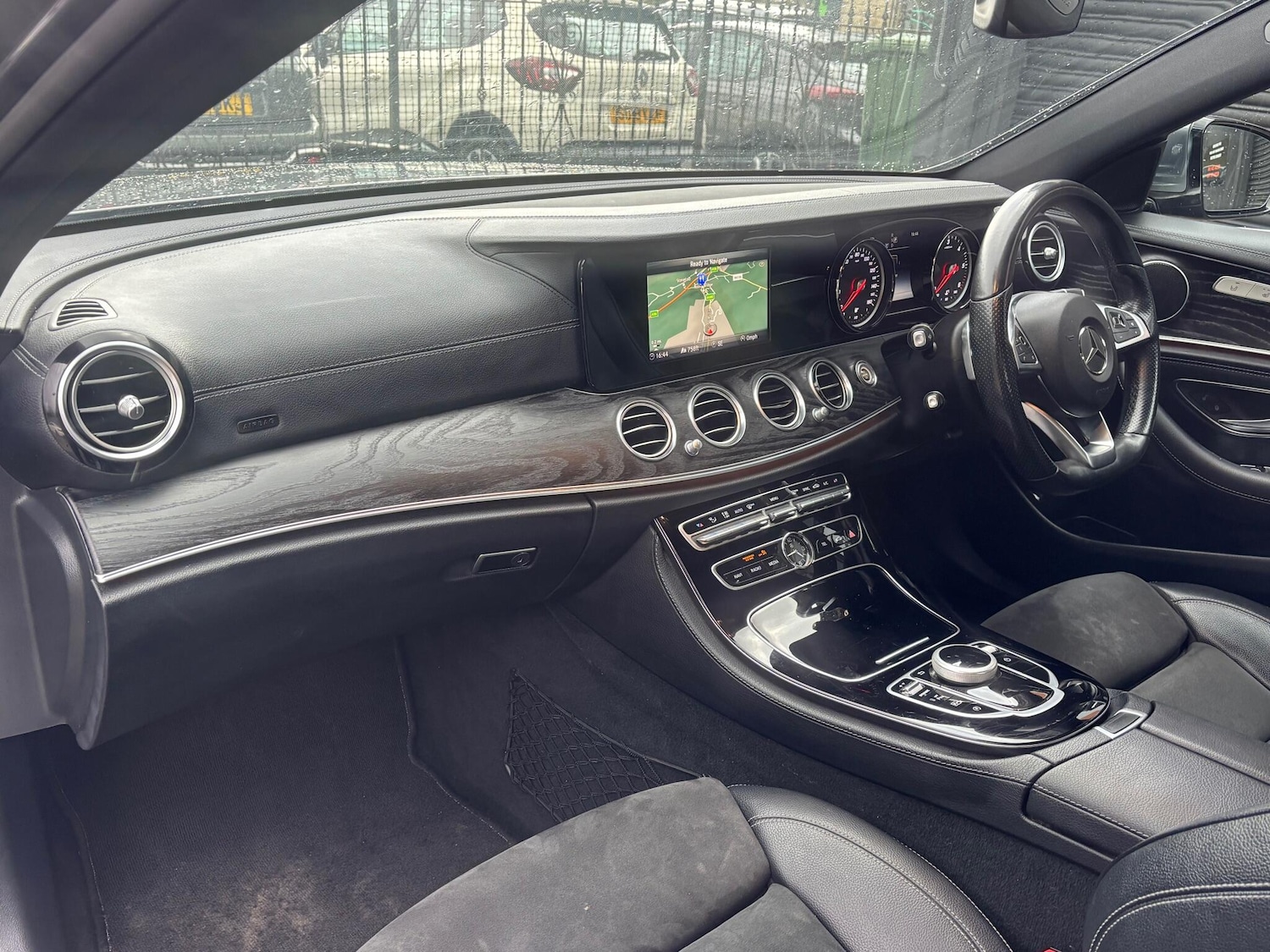 Used Mercedes-Benz E Class 2018 for sale - 78184922: Photo 31