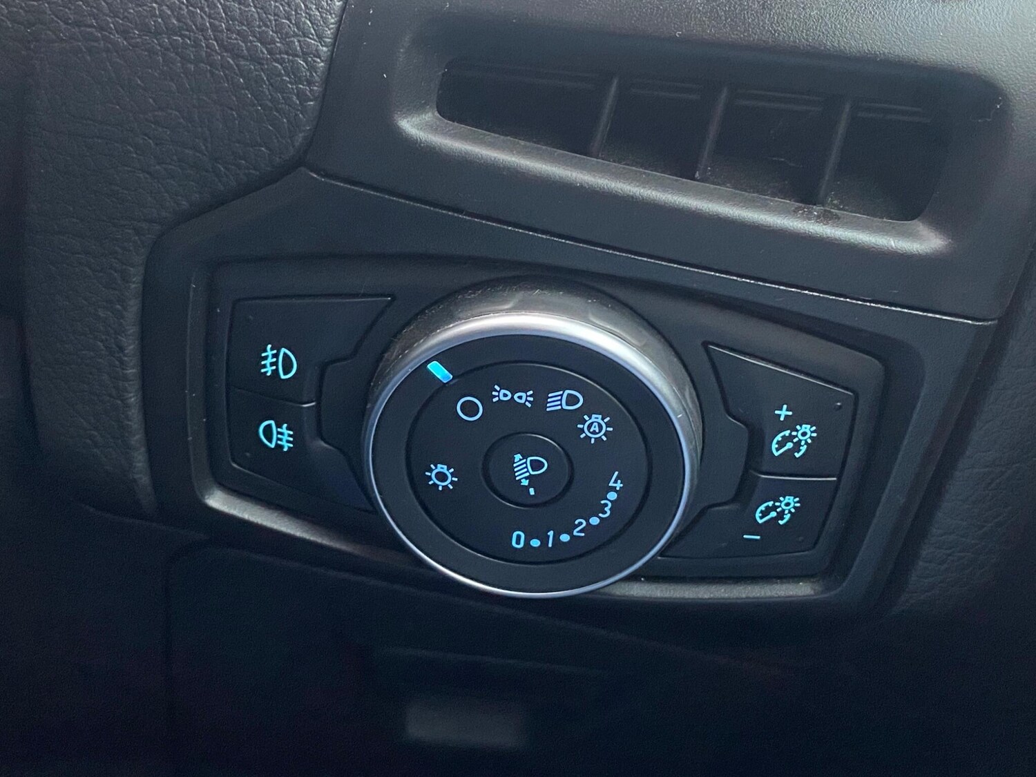 Used Ford Focus for sale - 77864804: Photo 37