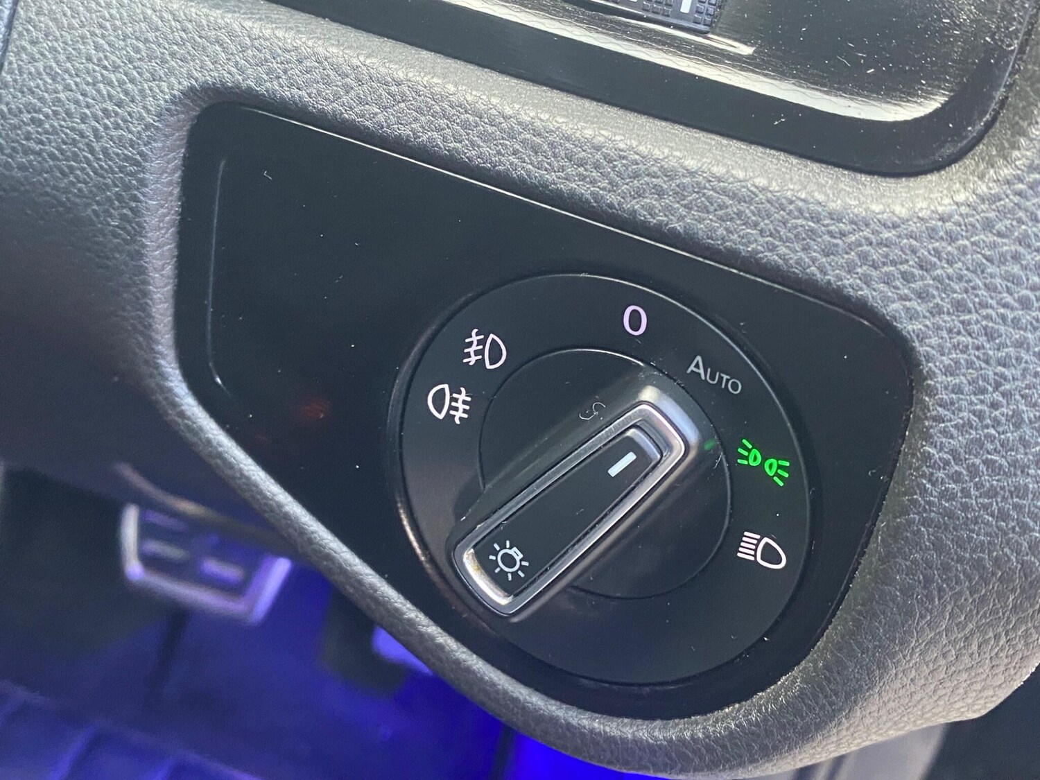 Used Volkswagen Golf for sale - 77864795: Photo 38