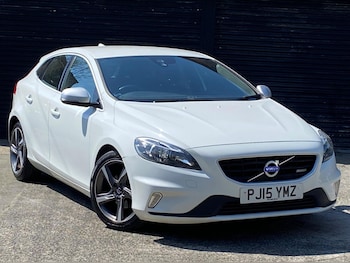 Used Volvo V40 2015 for sale - 78384095: Photo