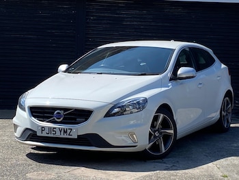 Used Volvo V40 2015 for sale - 78384095: Photo