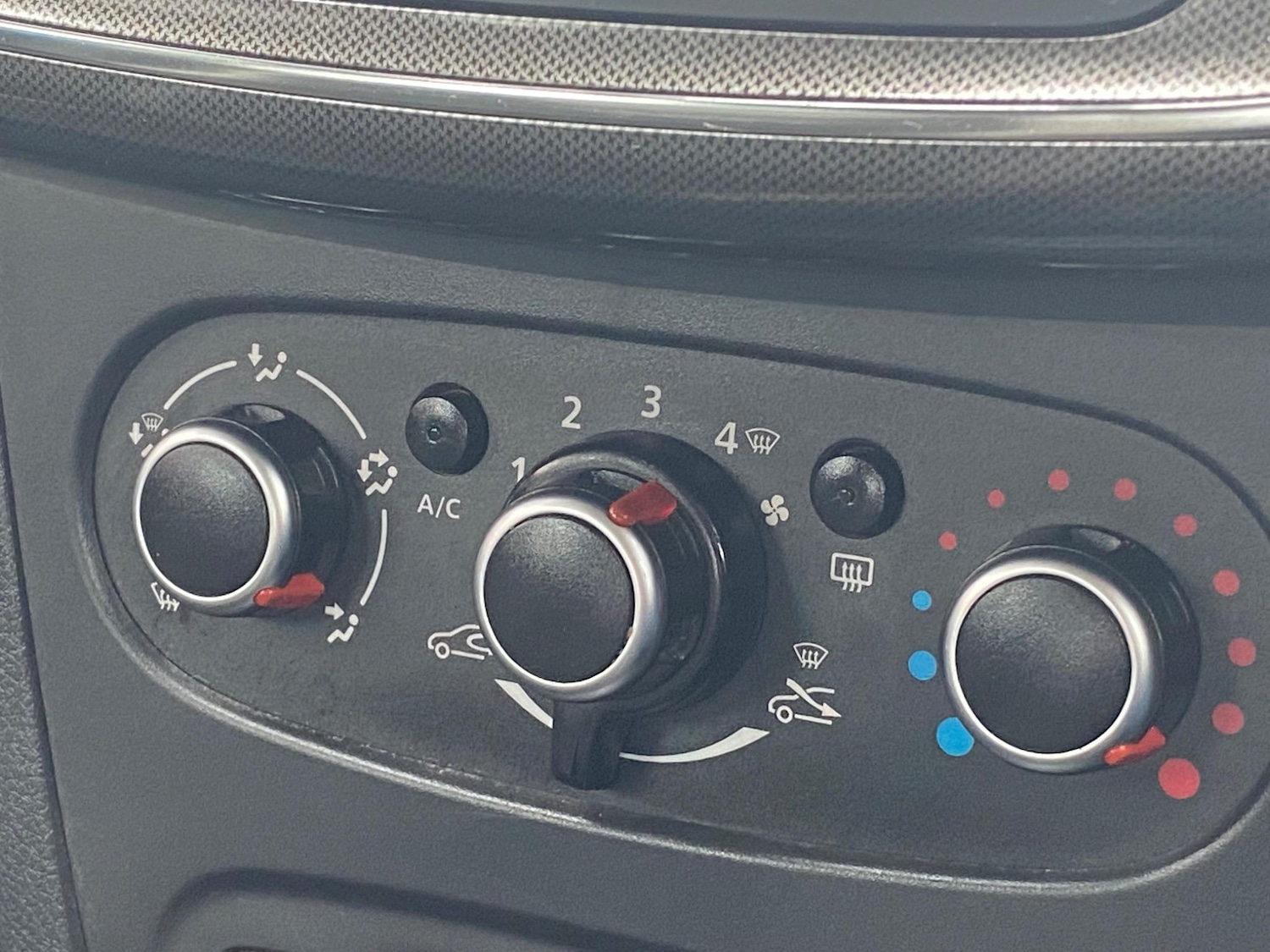 Used Dacia Sandero Stepway for sale - 77864812: Photo 34