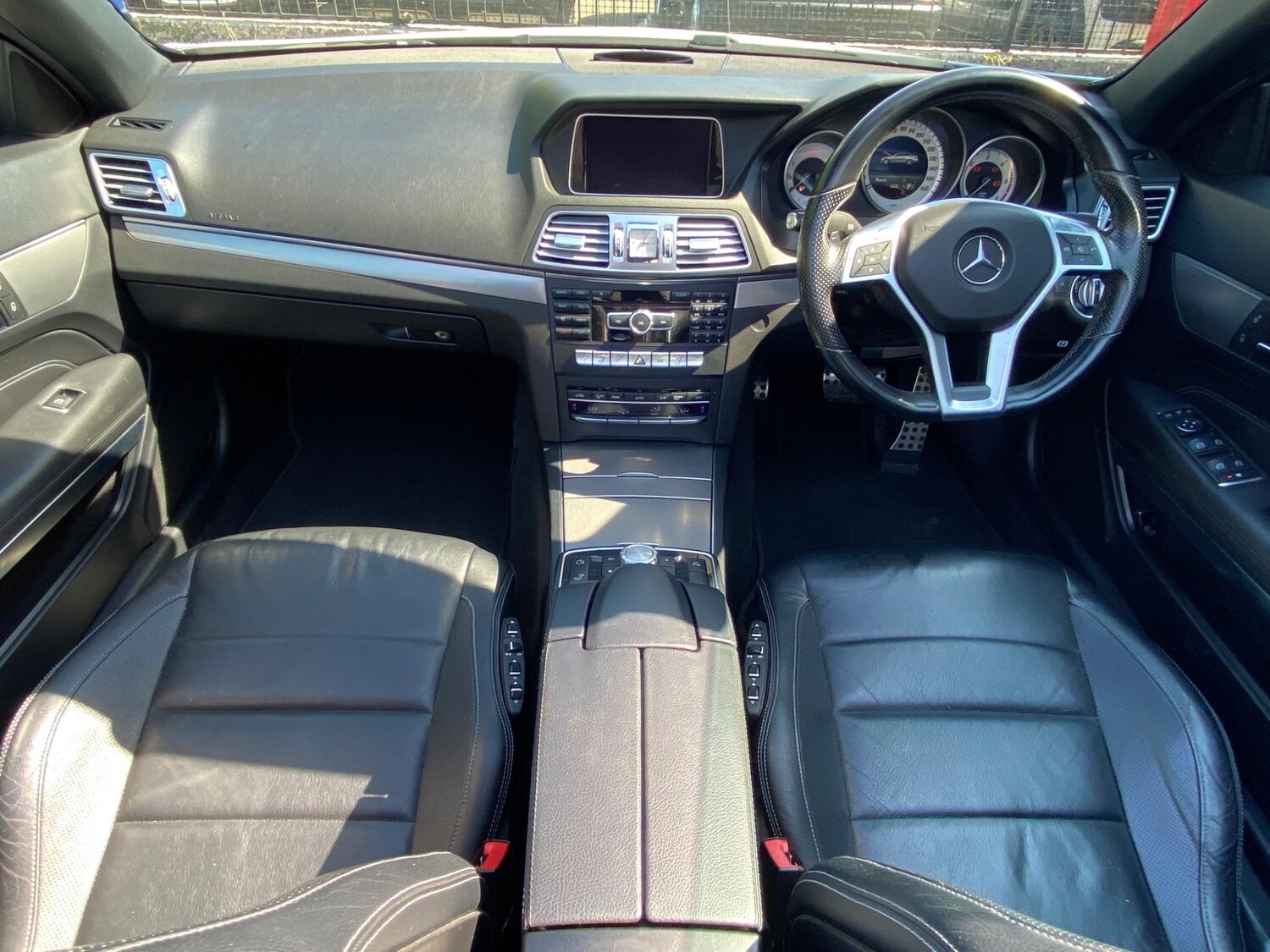 Used Mercedes-Benz E Class for sale - 77864807: Photo 11