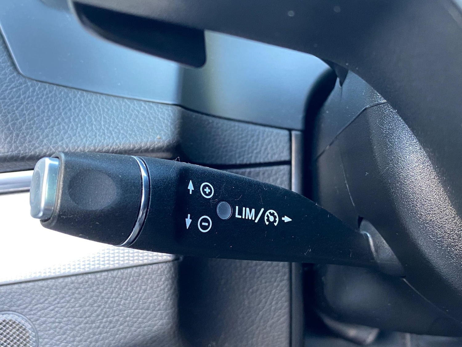 Used Mercedes-Benz E Class for sale - 77864807: Photo 44