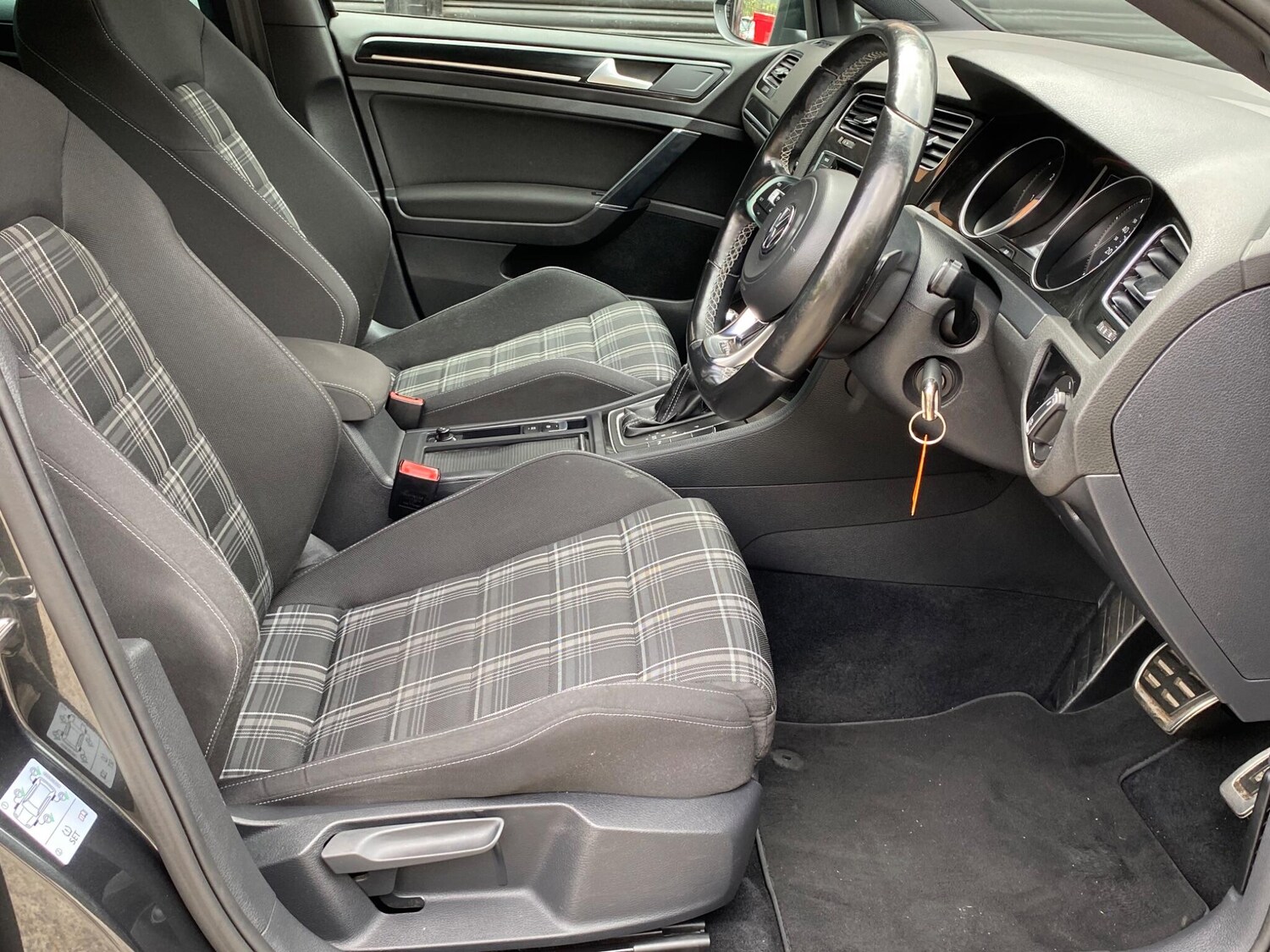 Used Volkswagen Golf for sale - 77864798: Photo 11