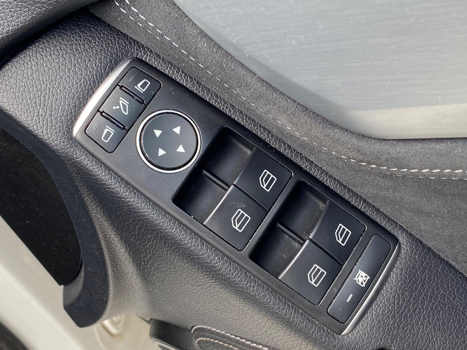 Used Mercedes-Benz C Class for sale - 77864790: Photo 39