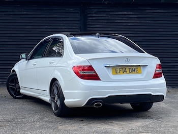 Used Mercedes-Benz C Class 2014 for sale - 77864790: Photo