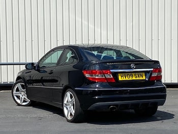 Used Mercedes-Benz CLC Class 2009 for sale - 77864775: Photo