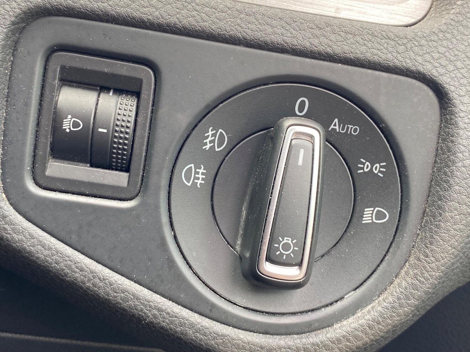 Used Volkswagen Golf for sale - 77864784: Photo 38