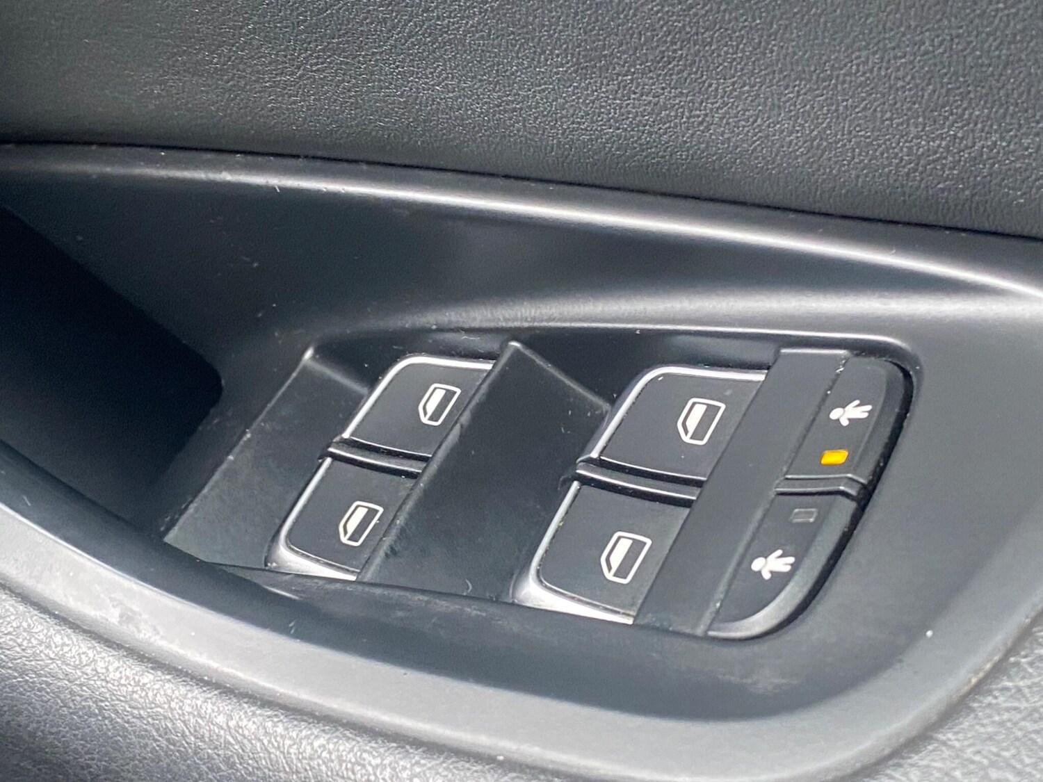 Used Audi A6 Saloon for sale - 77864778: Photo 43