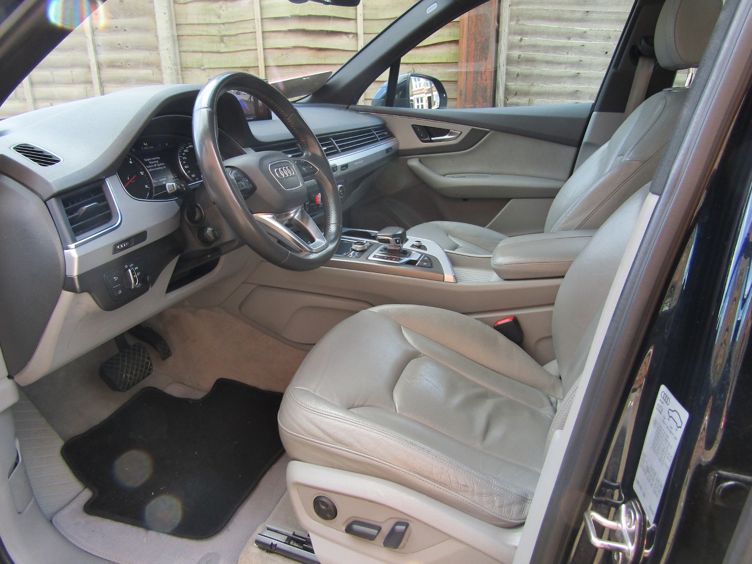 Used Audi Q7 2015 for sale - 78054301: Photo 15