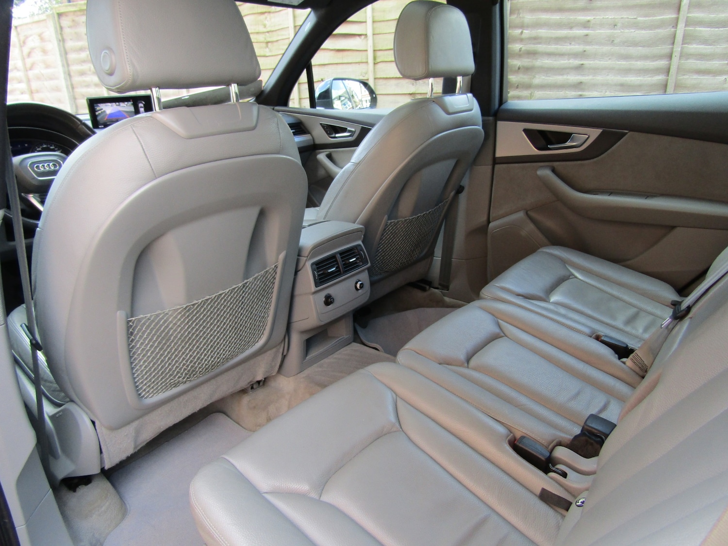 Used Audi Q7 2015 for sale - 78054301: Photo 17