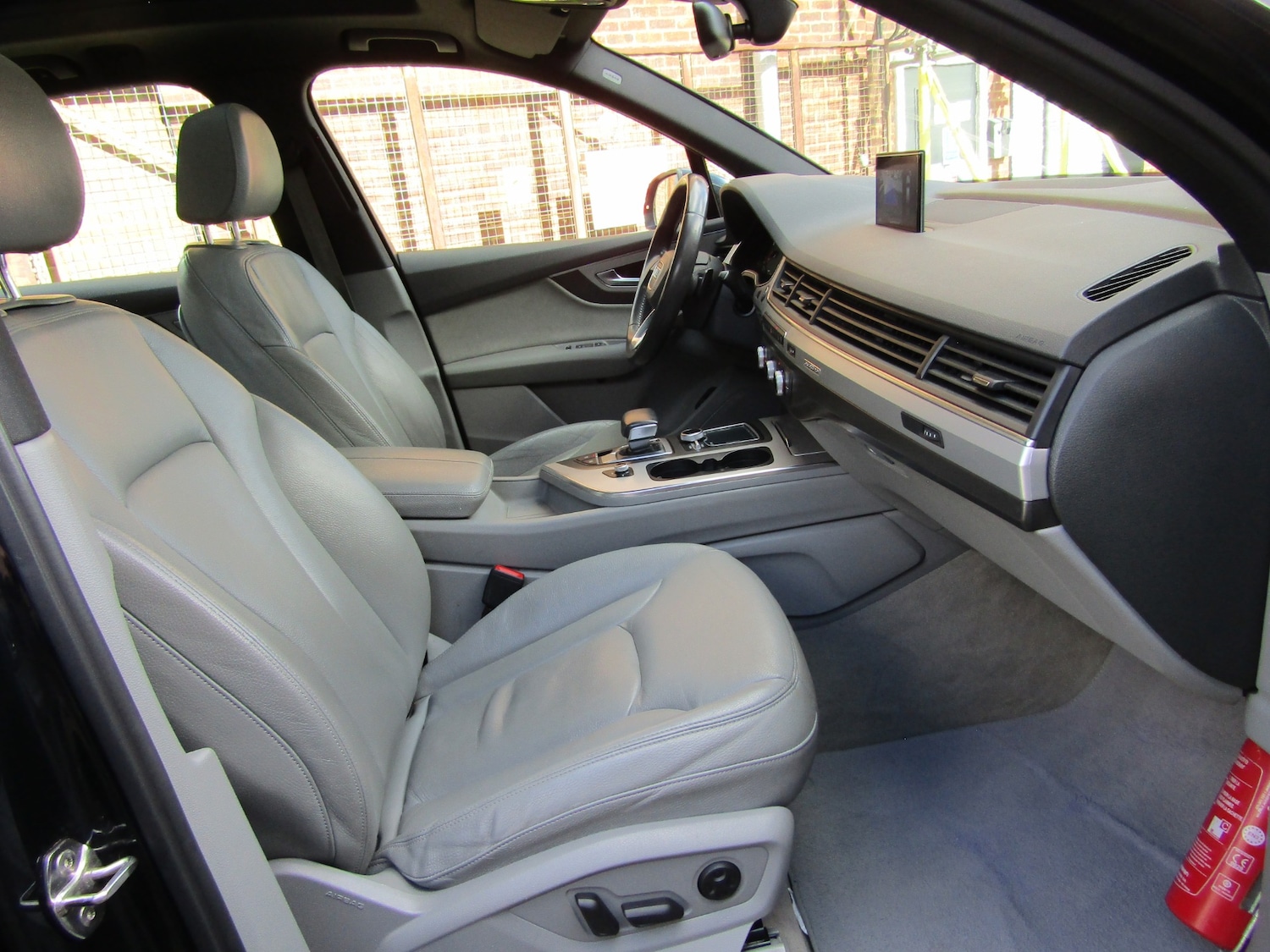 Used Audi Q7 2015 for sale - 78054301: Photo 25