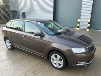 Used Skoda Rapid Spaceback 2018 for sale - 79648139: Photo
