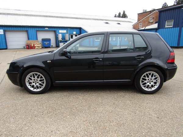 Used Volkswagen Golf 1998 for sale - 66305589: Photo 3