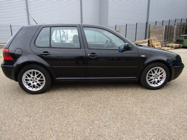 Used Volkswagen Golf 1998 for sale - 66305589: Photo 6