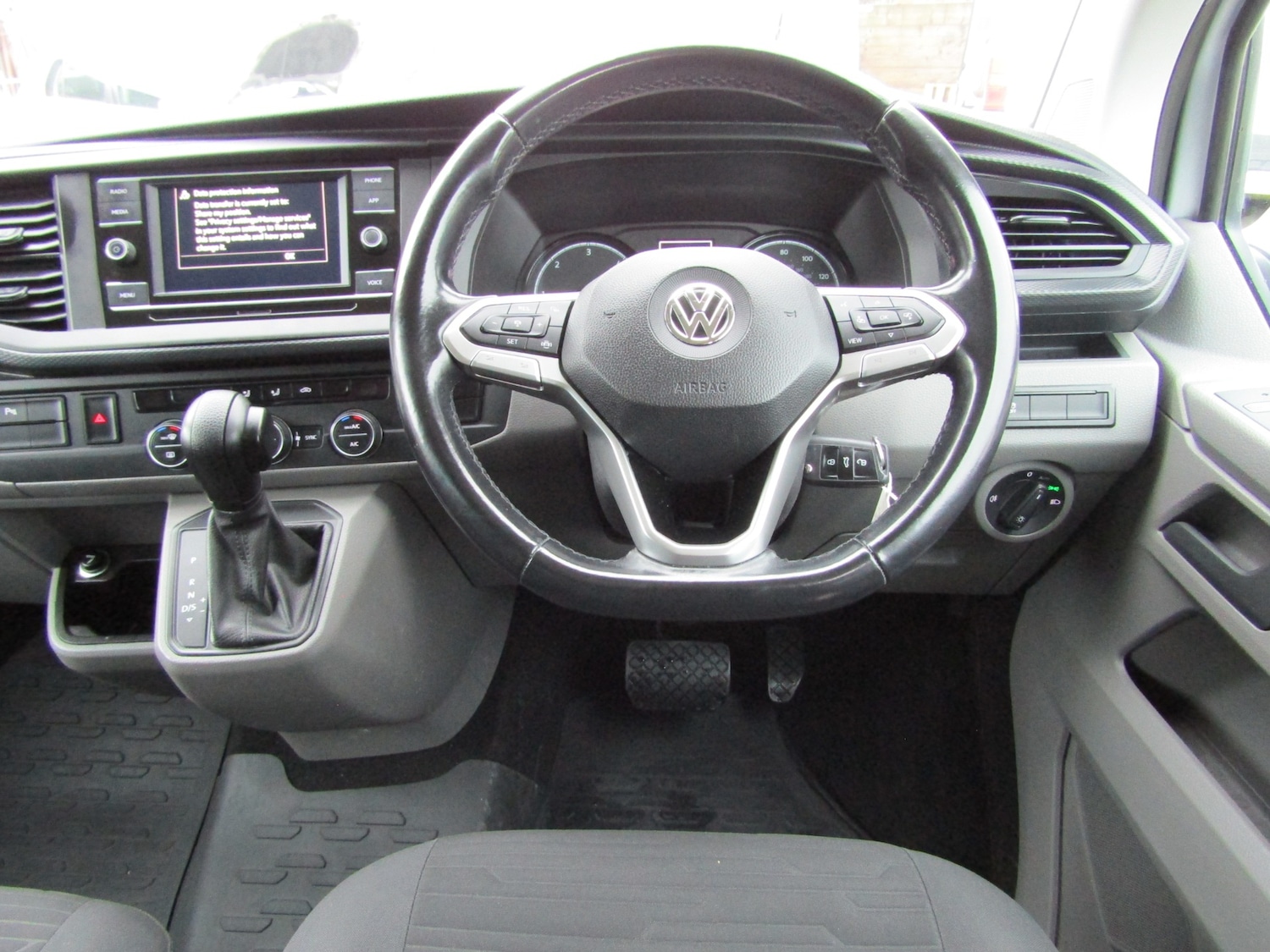 Used Volkswagen Transporter Shuttle 2020 for sale - 77352251: Photo 19