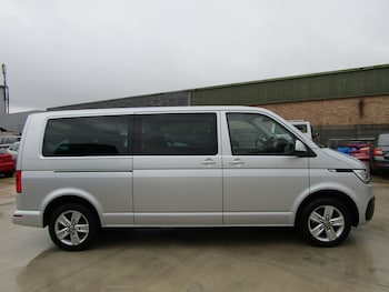 Used Volkswagen Transporter Shuttle 2020 for sale - 77352251: Photo