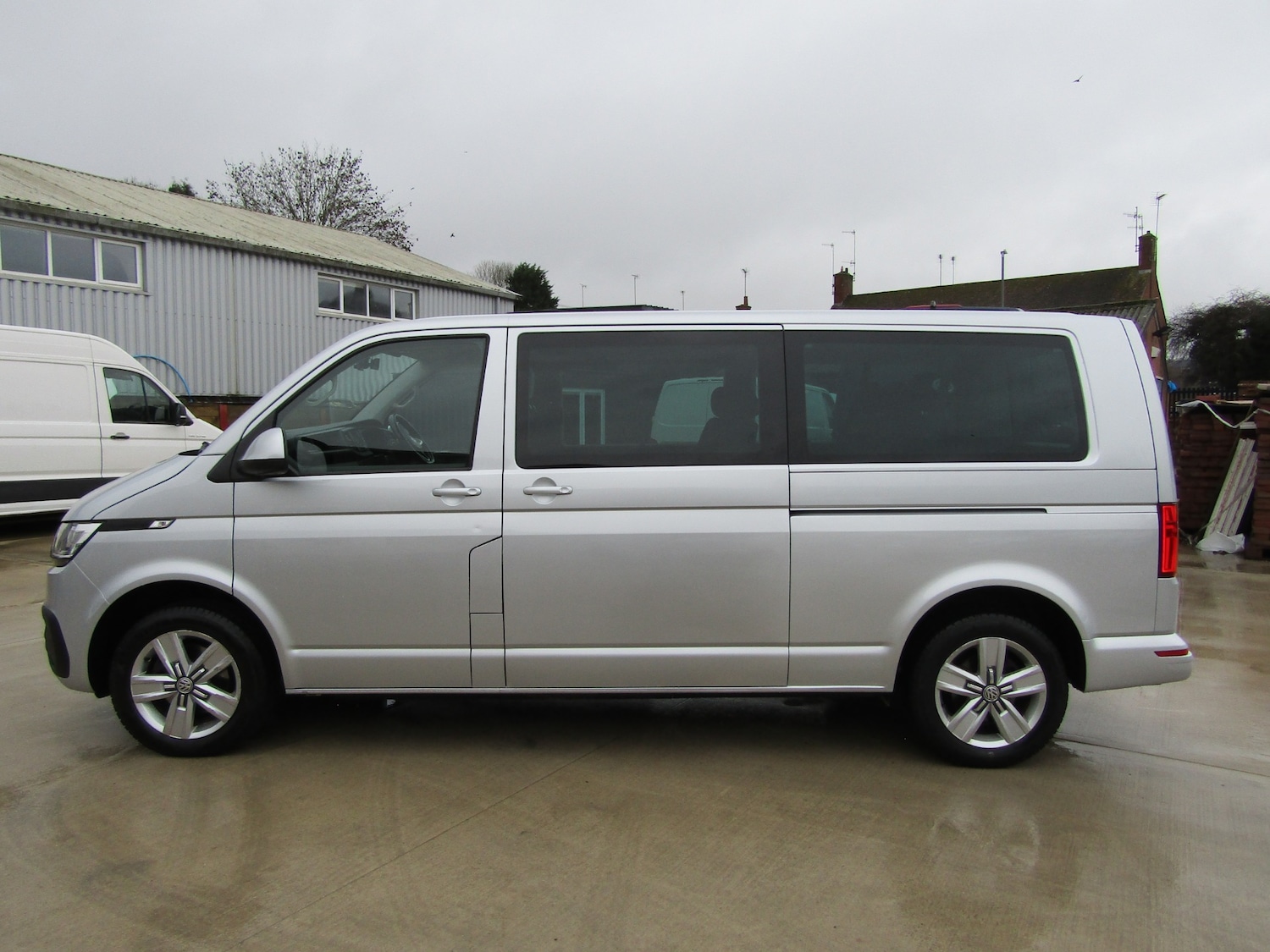 Used Volkswagen Transporter Shuttle 2020 for sale - 77352251: Photo 6