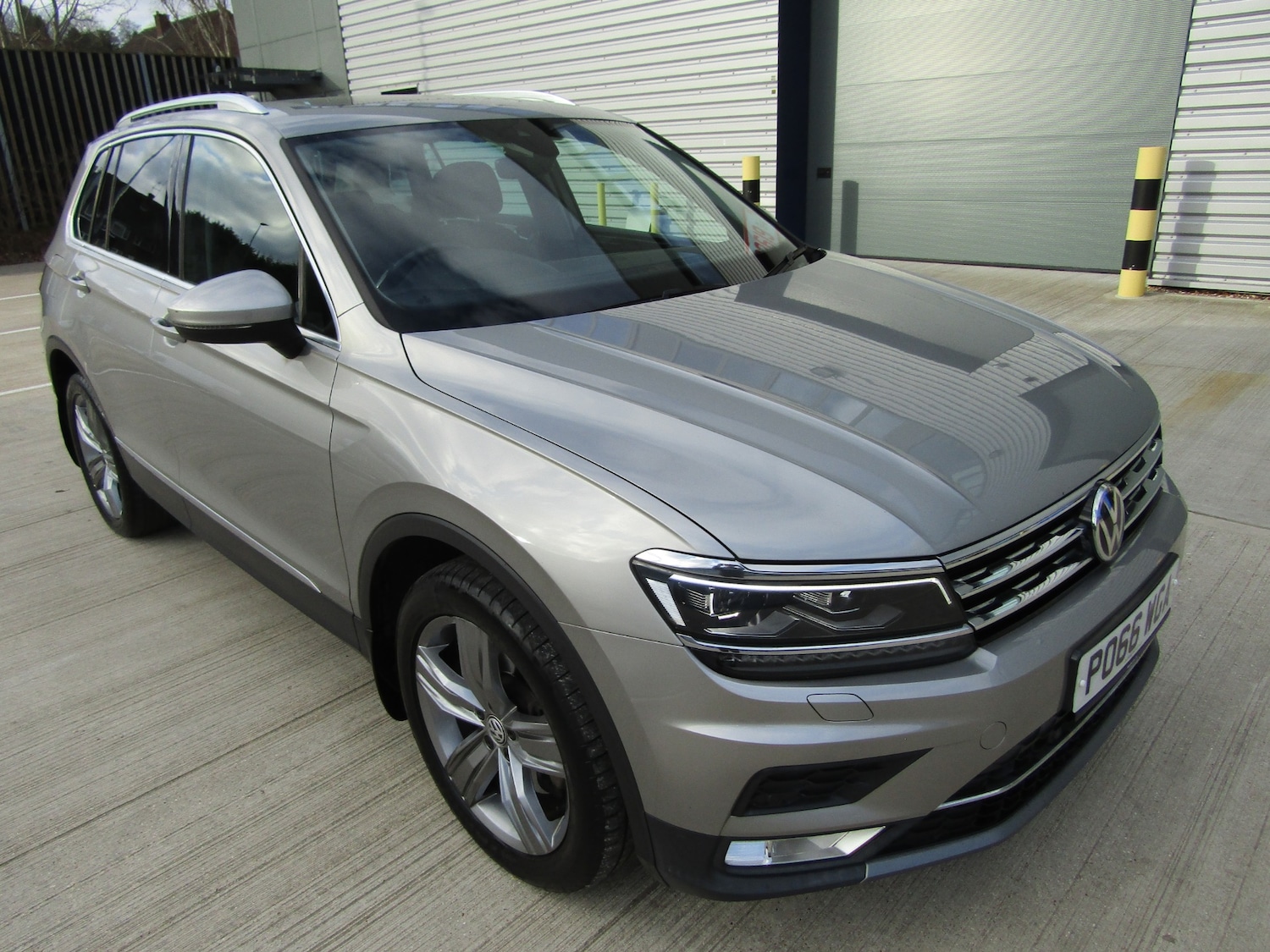 Used Volkswagen Tiguan 2016 for sale - 77045795: Photo 8