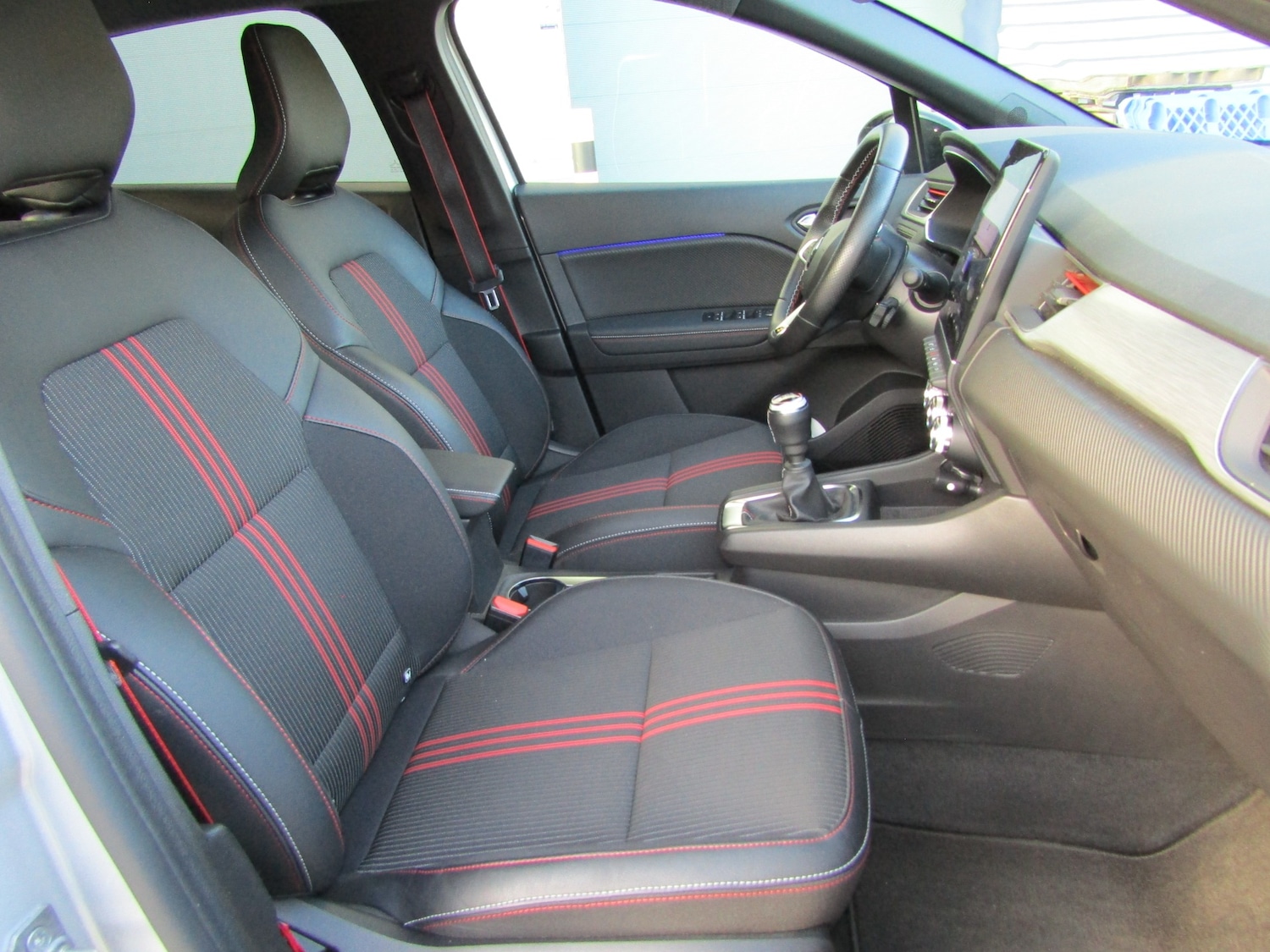 Used Renault Captur 2024 for sale - 77004881: Photo 15