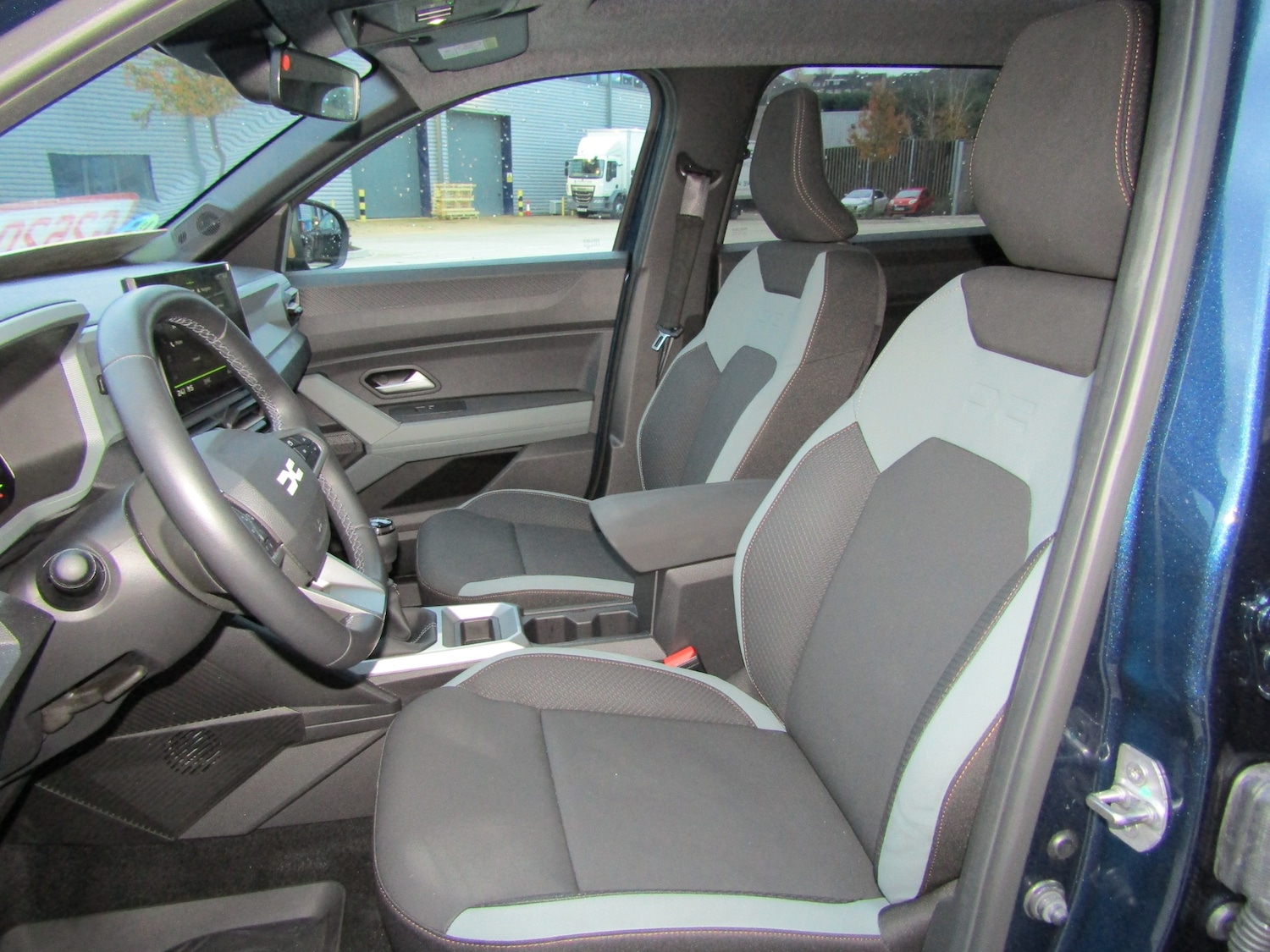 Used Dacia Bigster for sale - 76508568: Photo 17