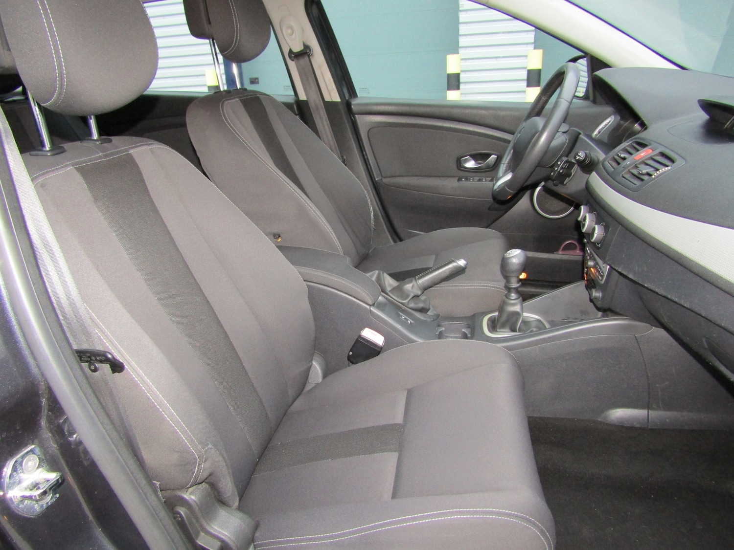 Used Renault Megane 2010 for sale - 76922105: Photo 12