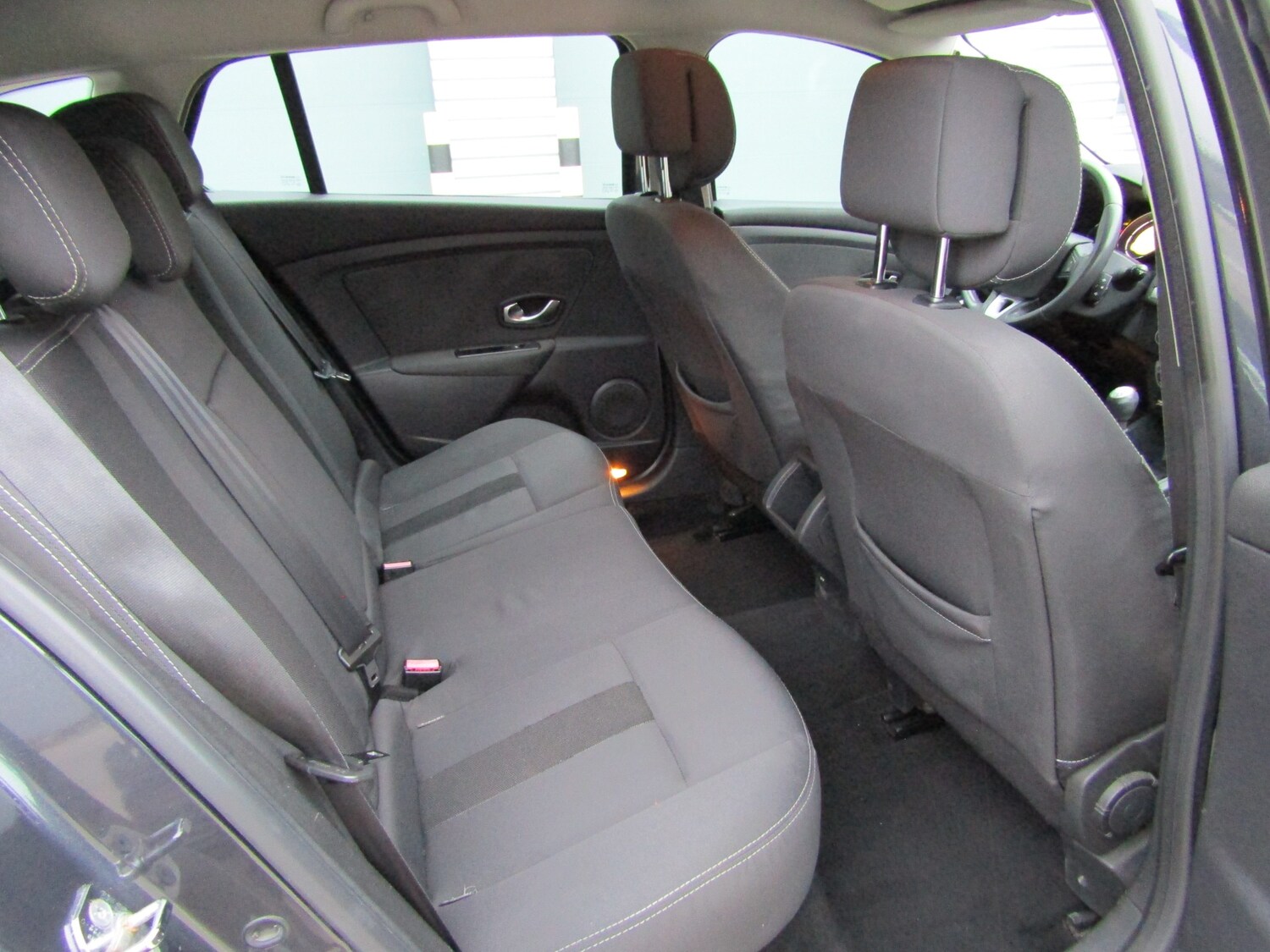 Used Renault Megane 2010 for sale - 76922105: Photo 14