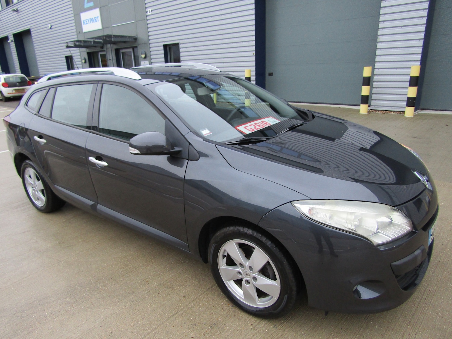 Used Renault Megane 2010 for sale - 76922105: Photo 5