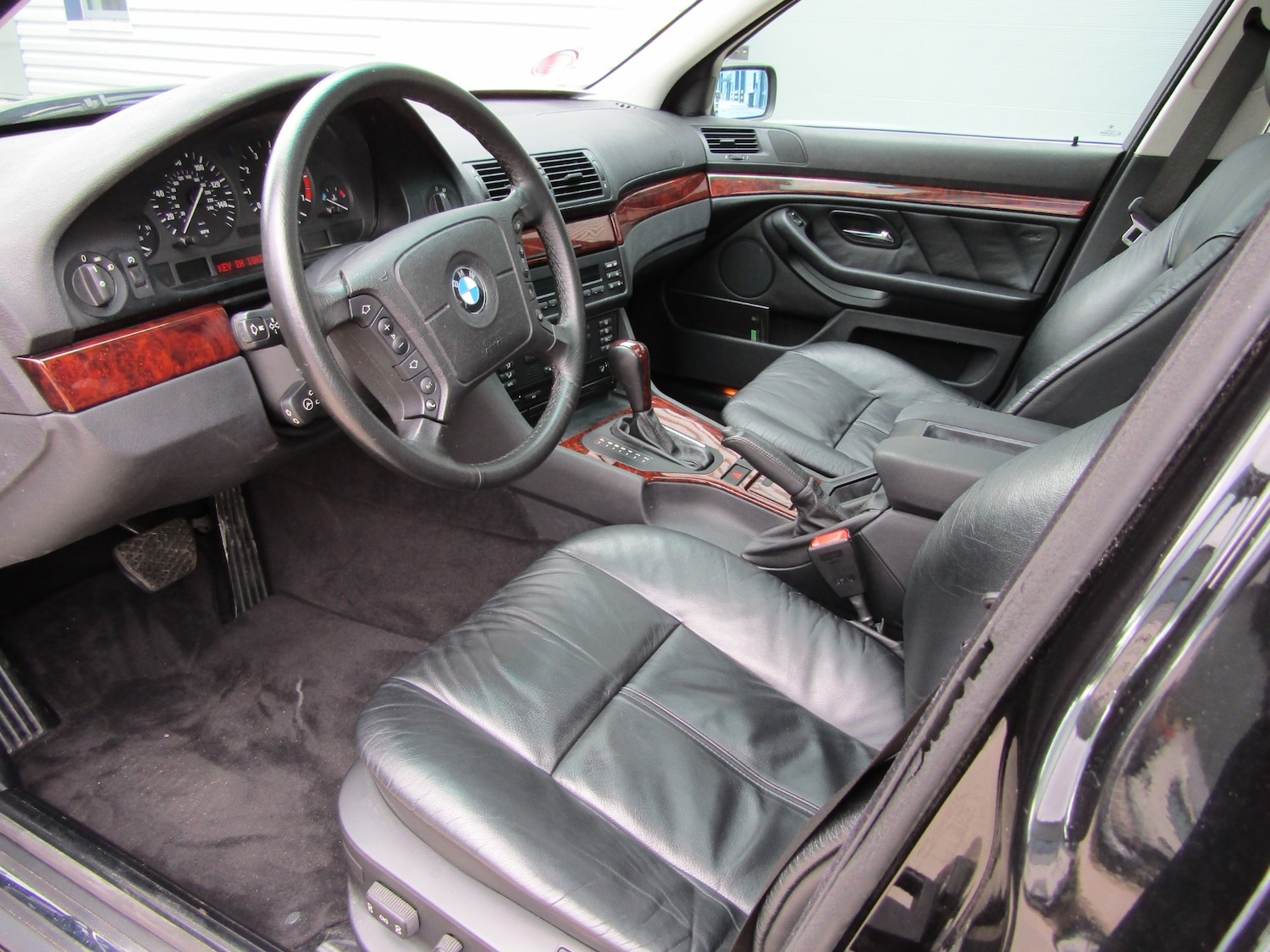 Used BMW 5 Series for sale - 77702805: Photo 9