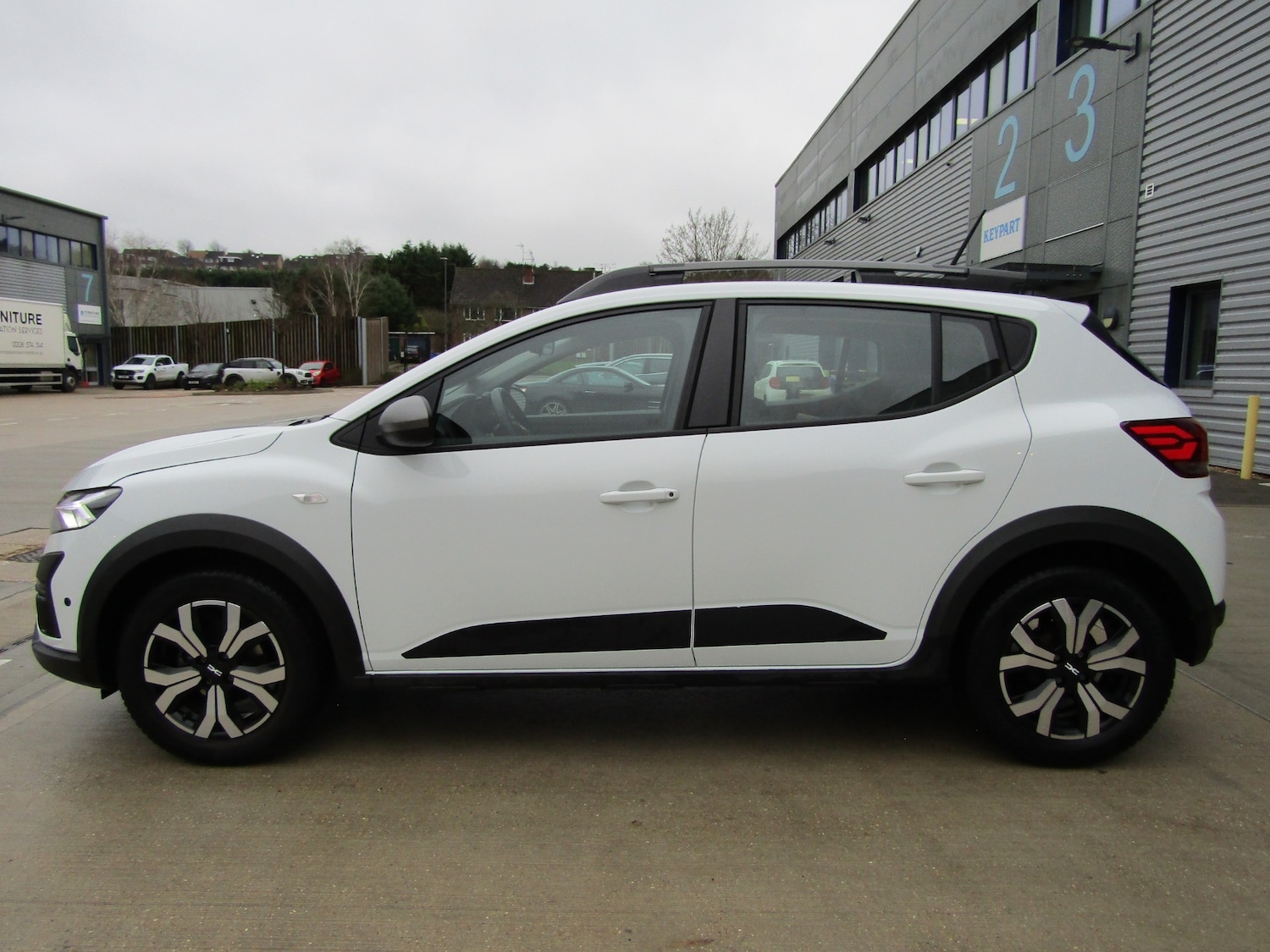 Used Dacia Sandero Stepway for sale - 76980343: Photo 12