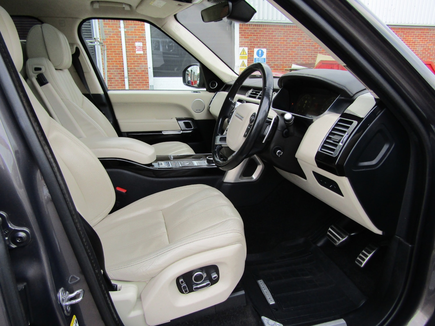 Used Land Rover Range Rover 2016 for sale - 77311516: Photo 12