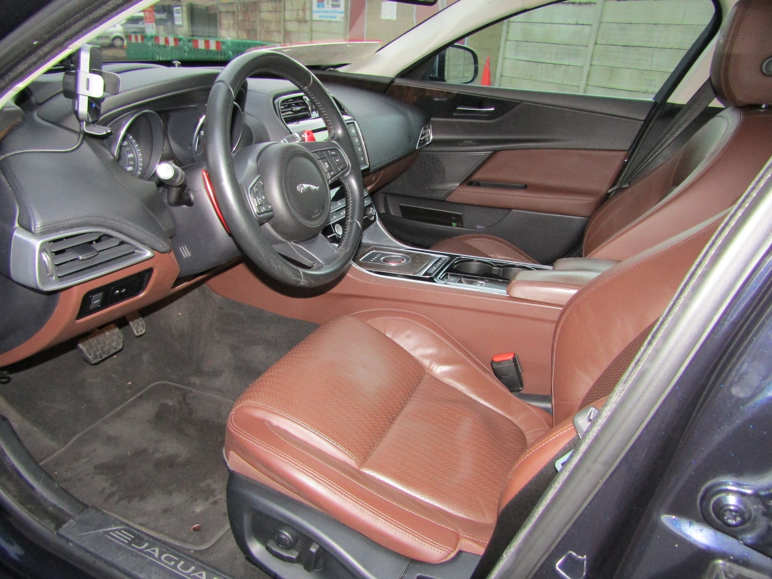 Used Jaguar XE 2016 for sale - 77415010: Photo 18